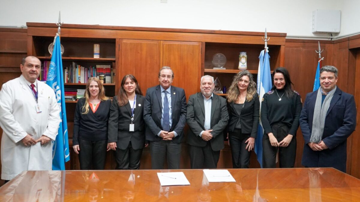 Acuerdo de colaboración entre Hospital Británico y la Facultad de Farmacia y Bioquímica de la Universidad de Buenos Aires